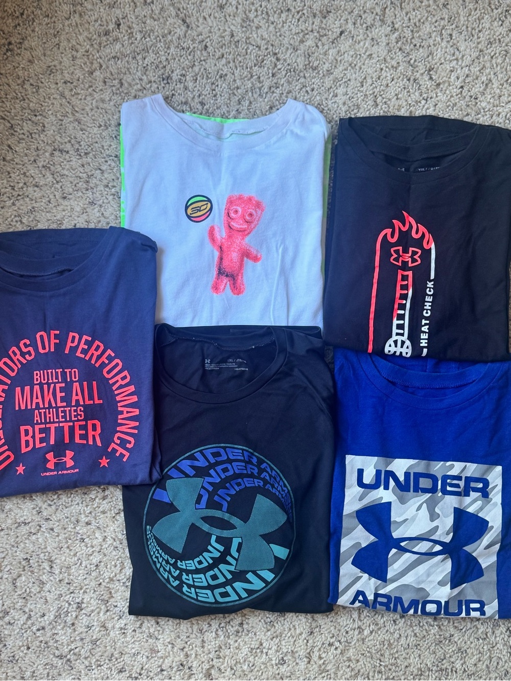 UA youth XL tshirt LOT of 5